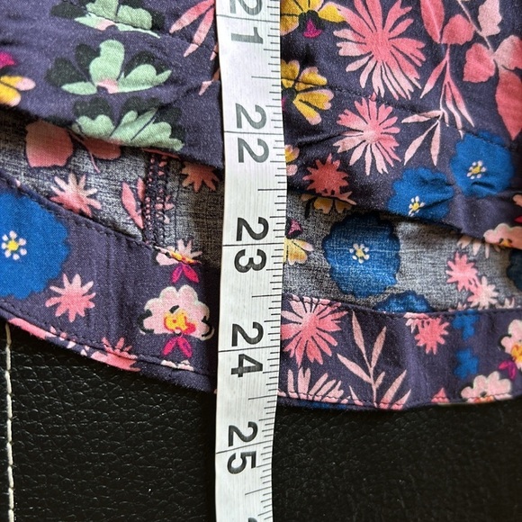 Anthropologie Meadow Rue Eldoret Floral Wrap Top Purple Size 6 - Picture 14 of 14